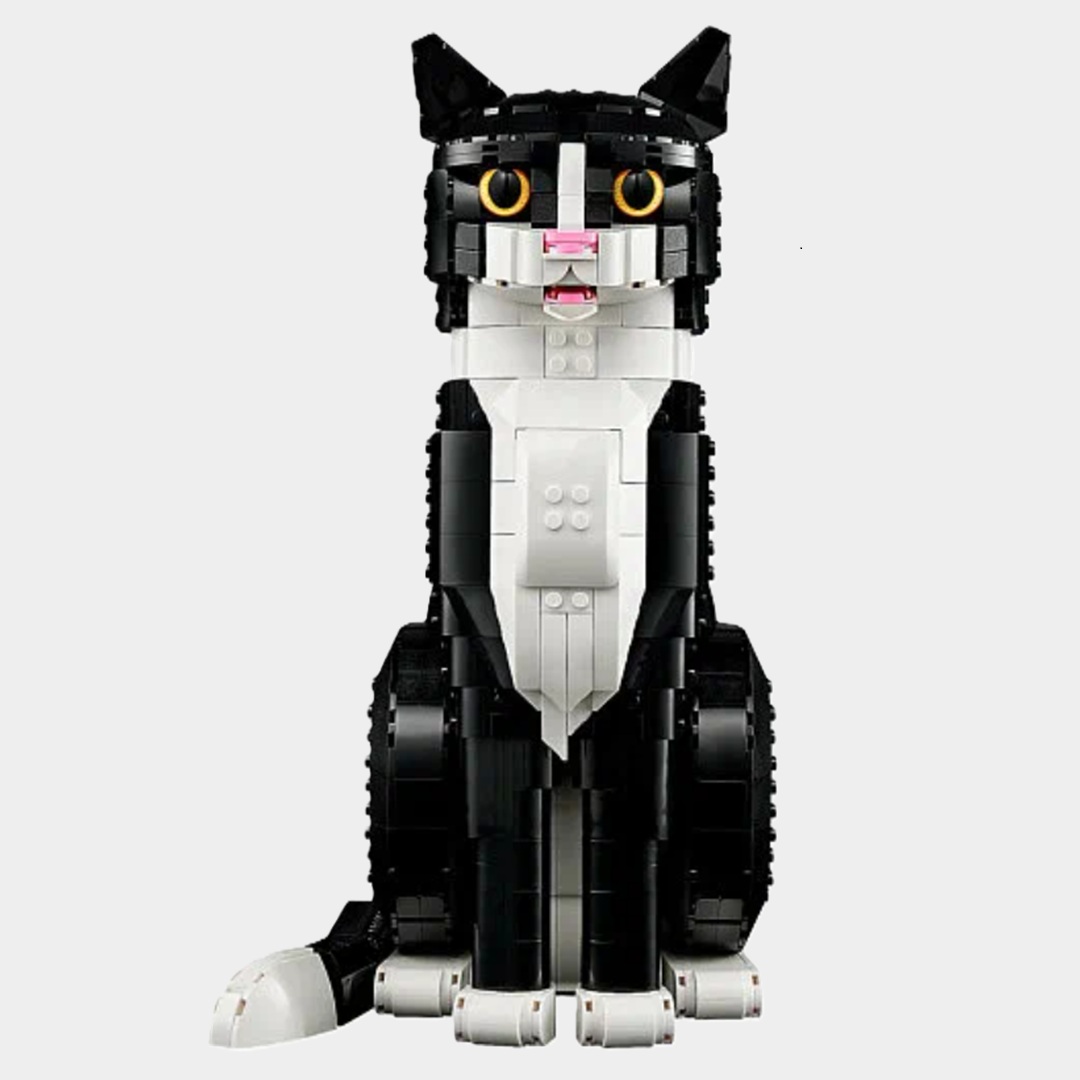 7. LEGO Ideas: «Кот в смокинге»