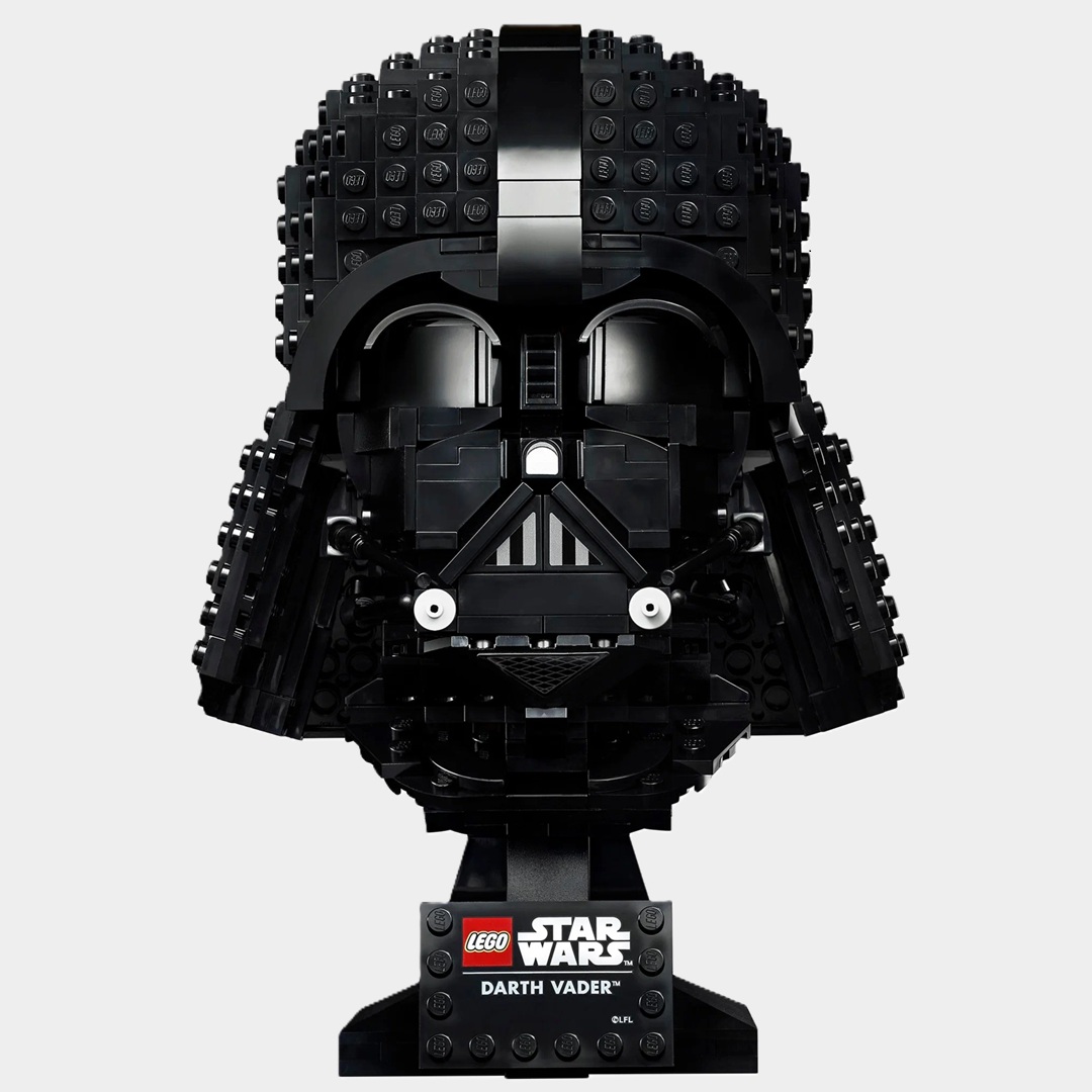4. LEGO Star Wars: «Шлем Дарта Вейдера»