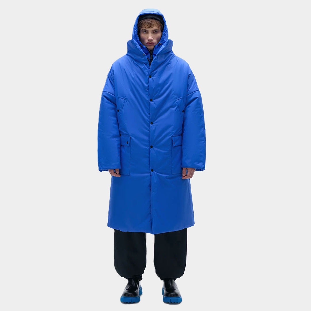 1. Пуховик от HUMANIST