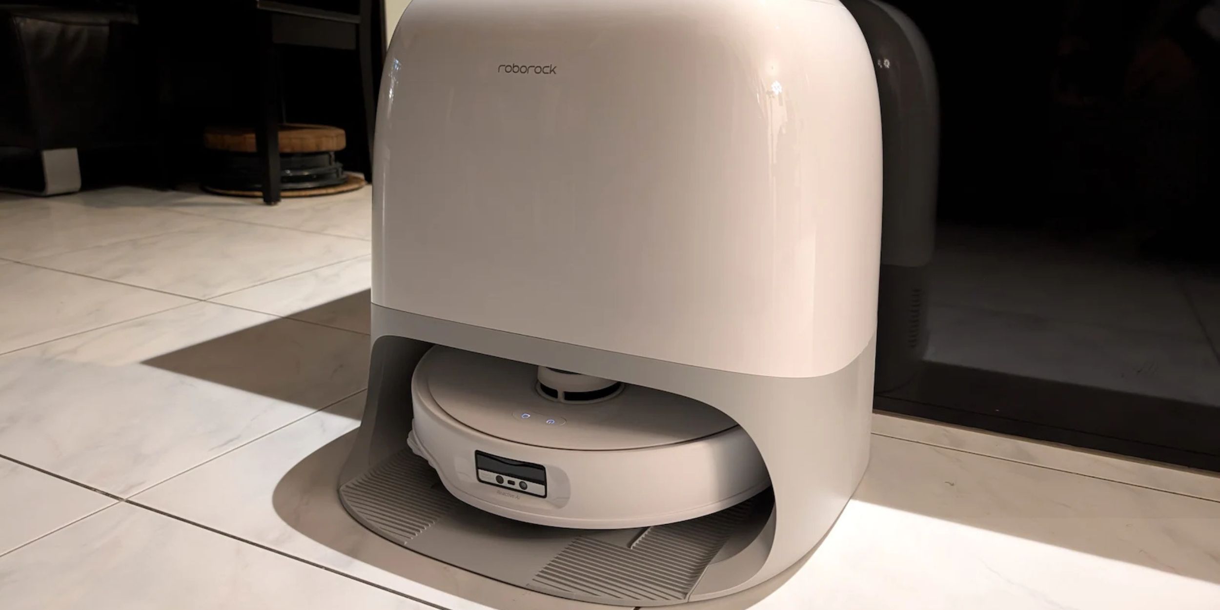 Робот-пылесос 2025 года Roborock Qrevo CurvC отдают с отличной скидкой на Ozon