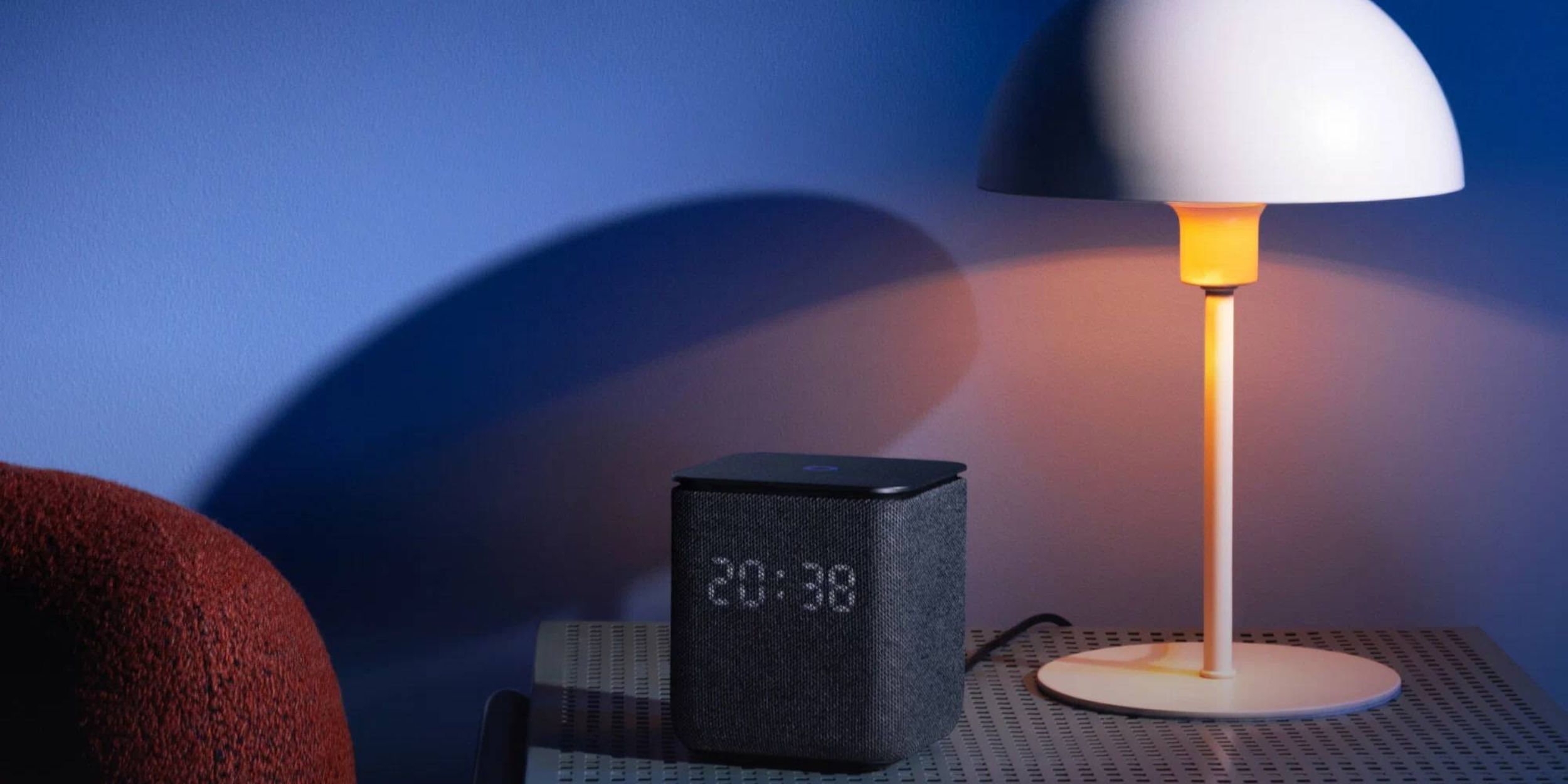 Берём в подарок колонку «Яндекс Станция Миди» со скидкой 50%