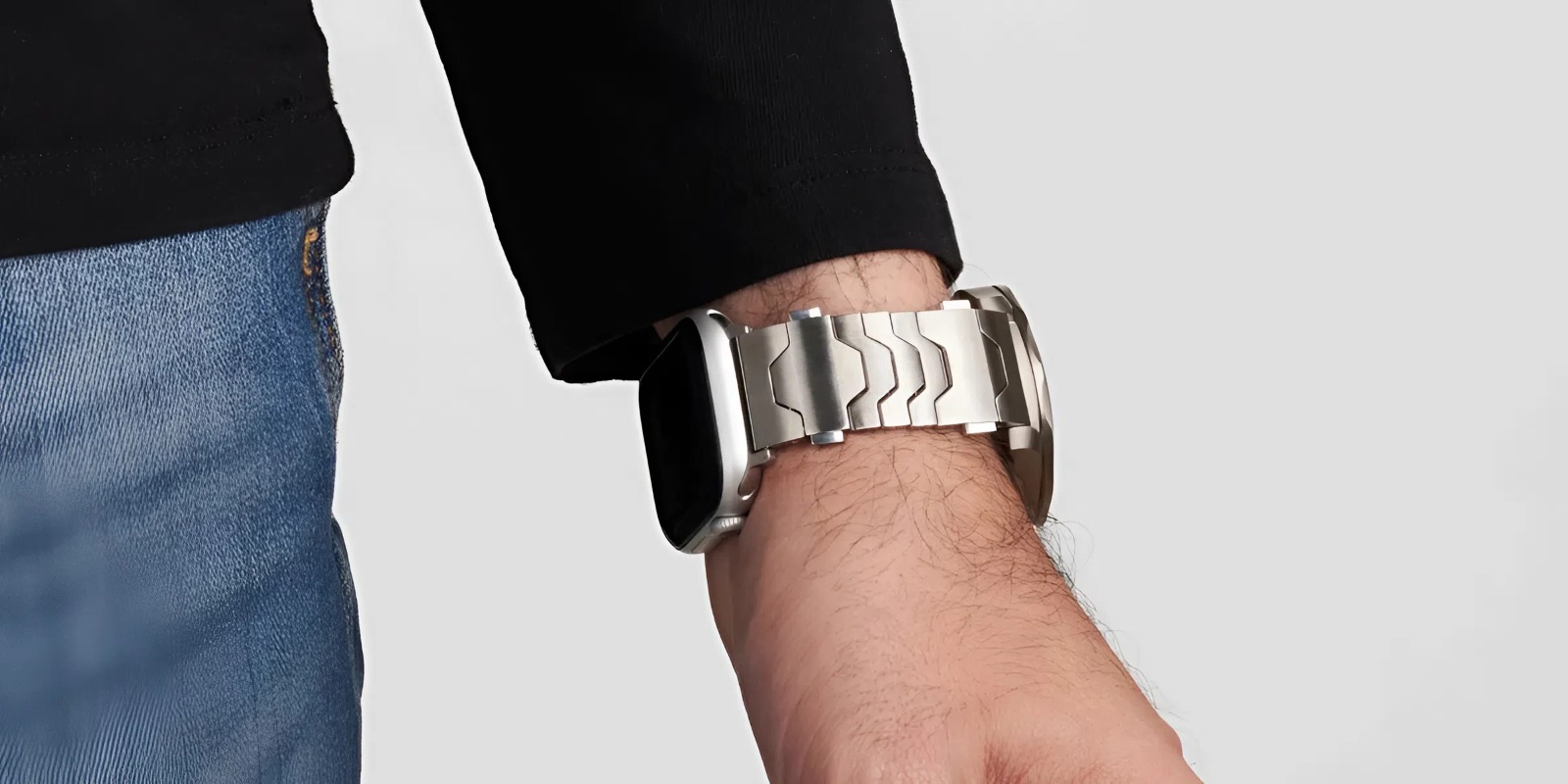 Французский стартап Smartlet показал ремешок, который позволяет носить двое часов одновременно