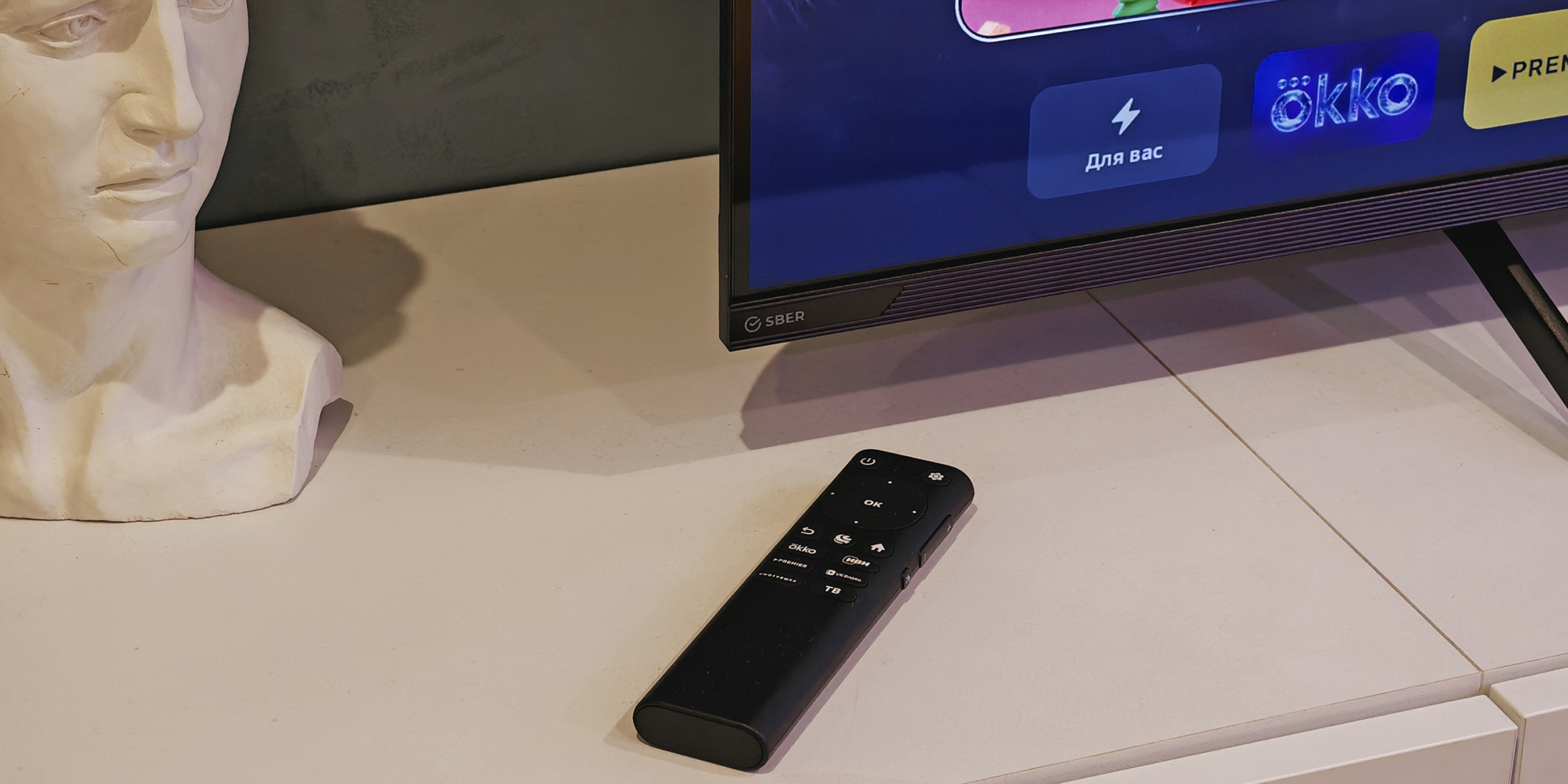 Sber 7000: пульт управления