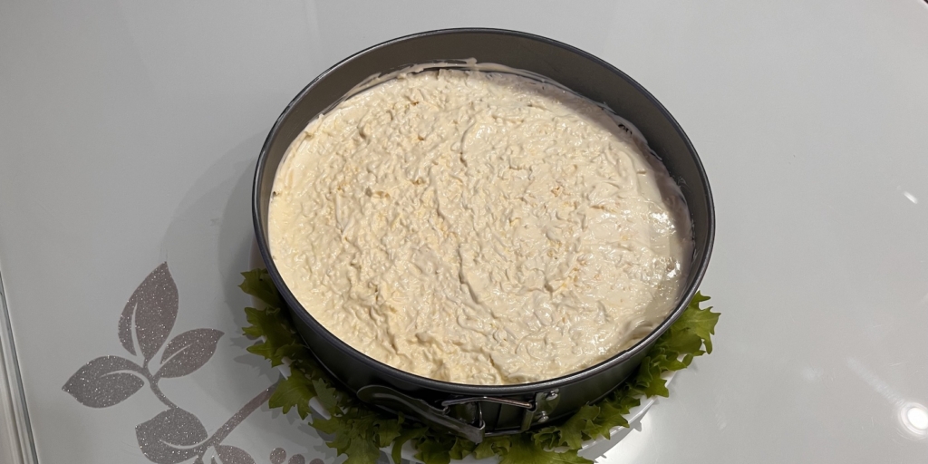 Добавьте яйца Салат «Курица под кайфом»: Добавьте яйца