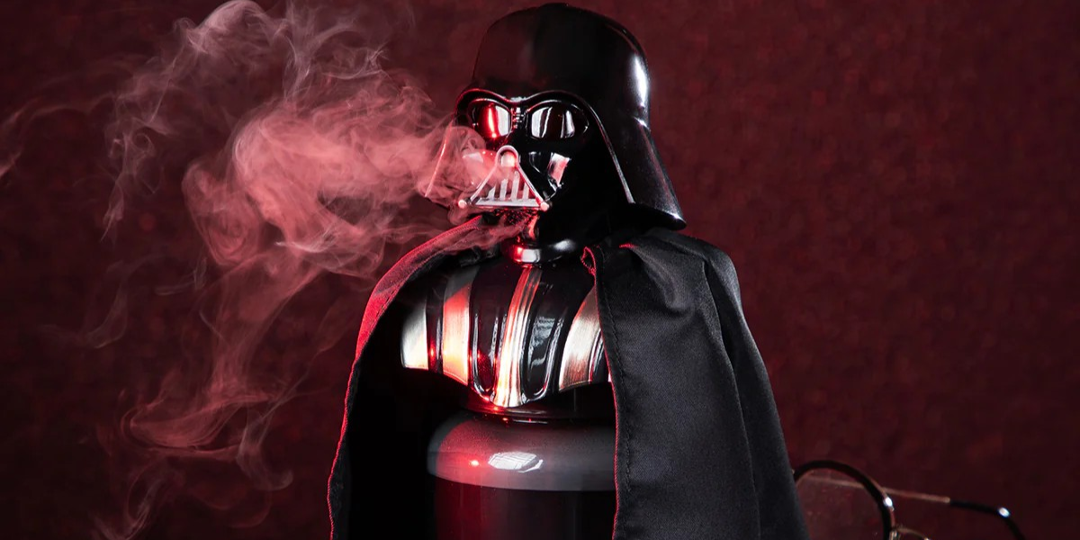 В Японии начали продавать увлажнитель воздуха в форме Дарта Вейдера