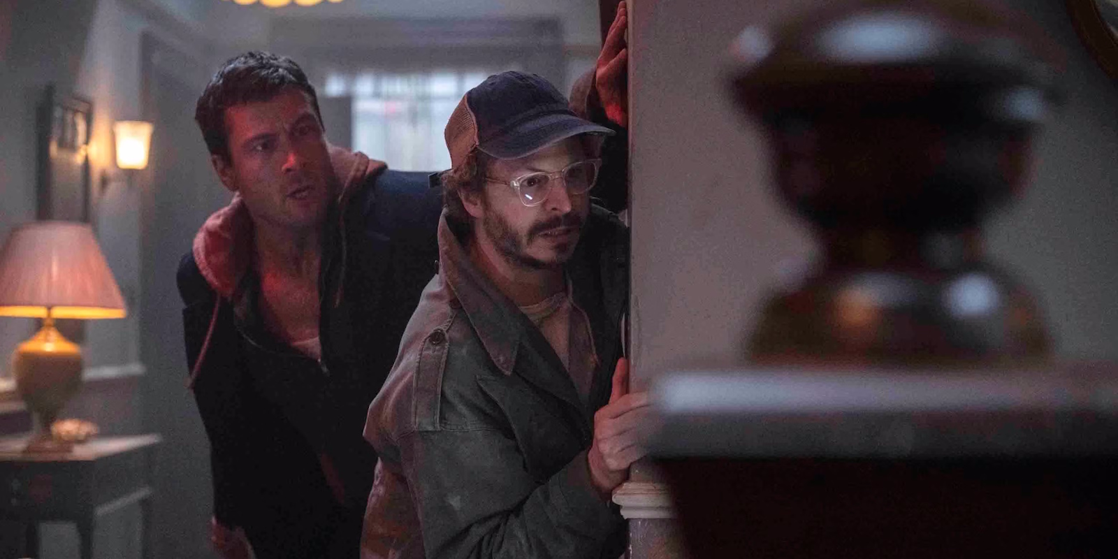 Кадр из фильма «Бегущий человек» Кадр из фильма «Бегущий человек» 2025 года