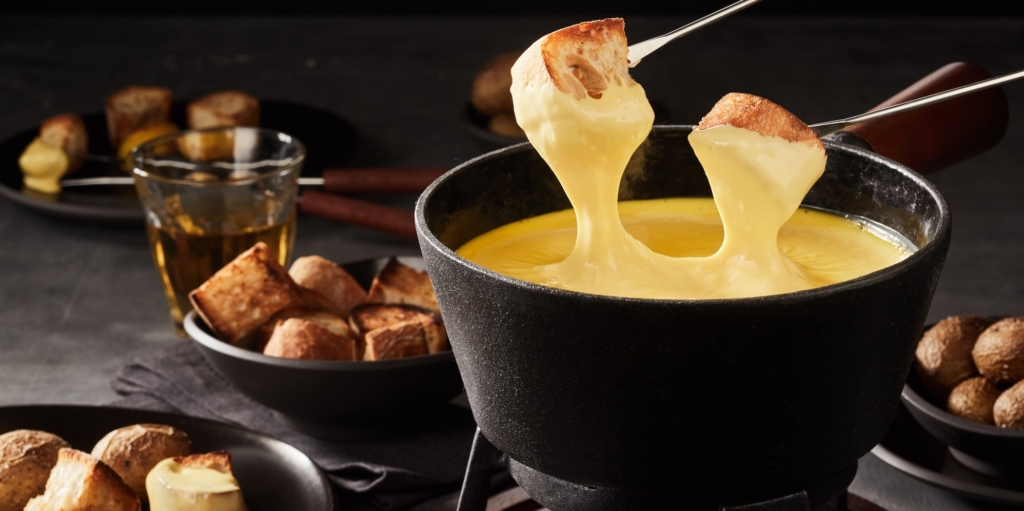 Сырное фондю Как приготовить классическое сырное фондю: рецепт