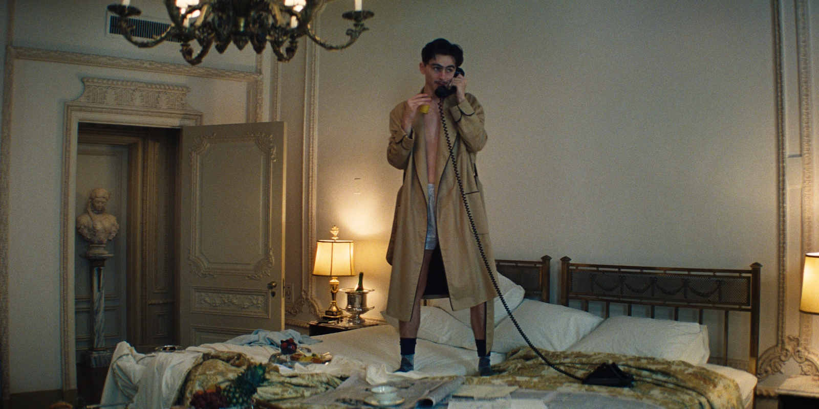 Отзыв на фильм «Марти великолепный» 2025 года