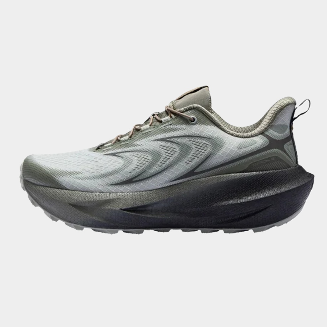 Кроссовки от BMAI 