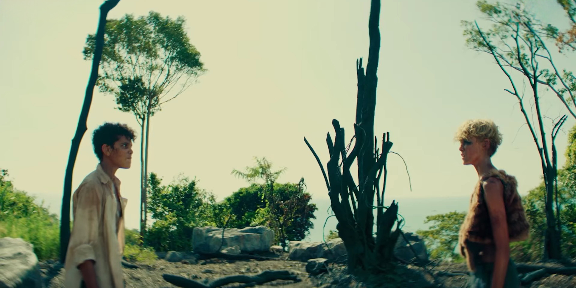 Сериал по культовому роману «Повелитель мух» получил первый трейлер и дату премьеры