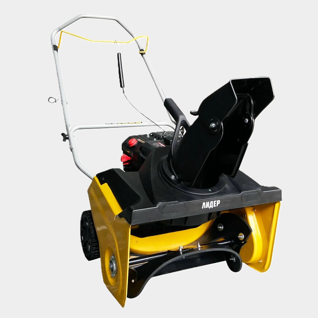 Бензиновый снегоуборщик от «Лидера»