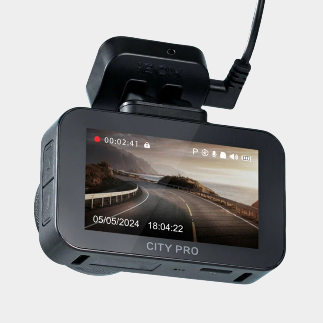 10. Видеорегистратор от iBOX 