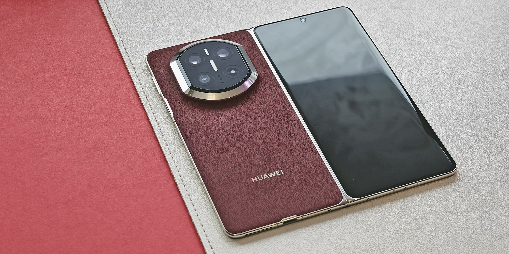 Дизайн и эргономика Huawei Mate X7: дизайн и эргономика