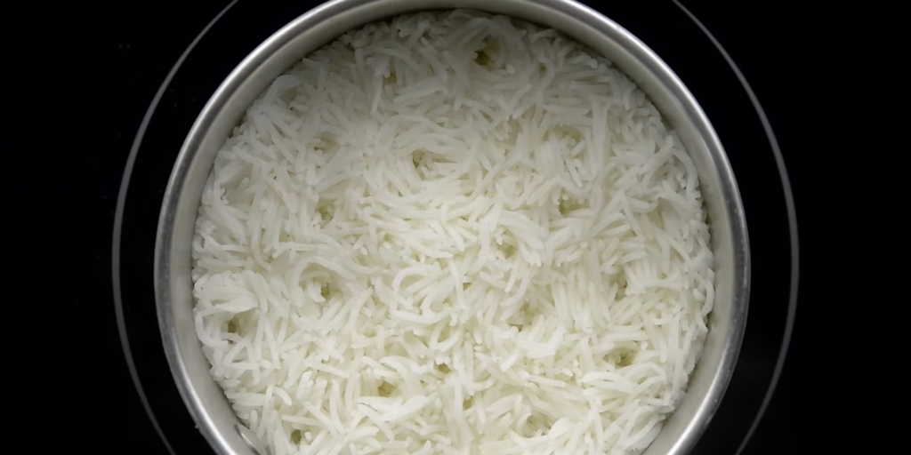 Как и сколько варить рис в кастрюле на воде