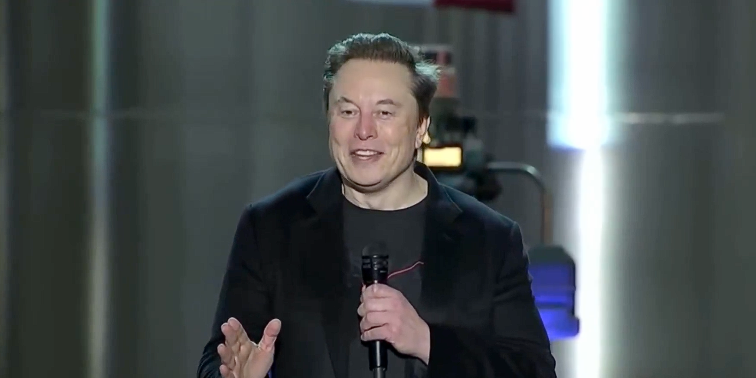 Илон Маск пообещал сделать идеи «Звёздного пути» научным фактом