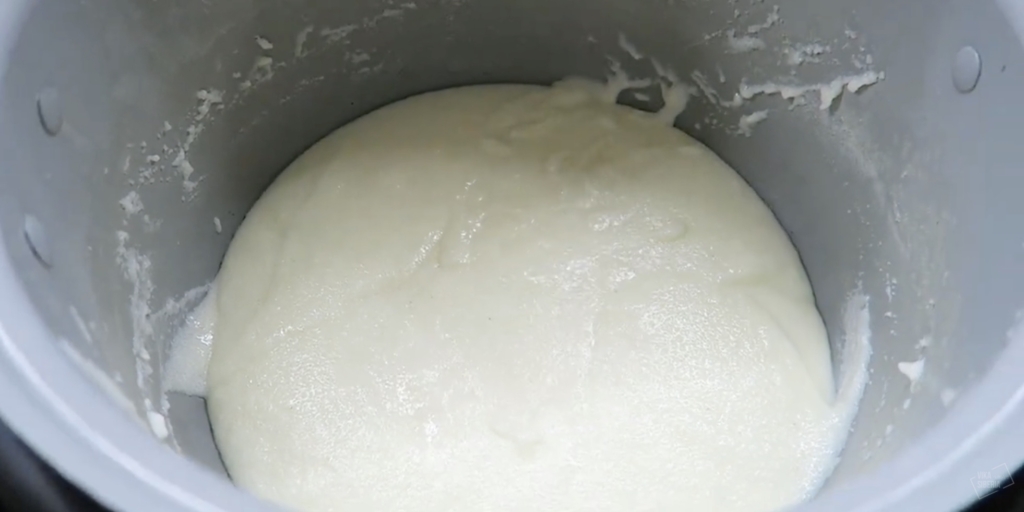 Как варить манную кашу на молоке в мультиварке