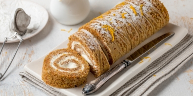 Сладкий морковный рулет с сырным кремом