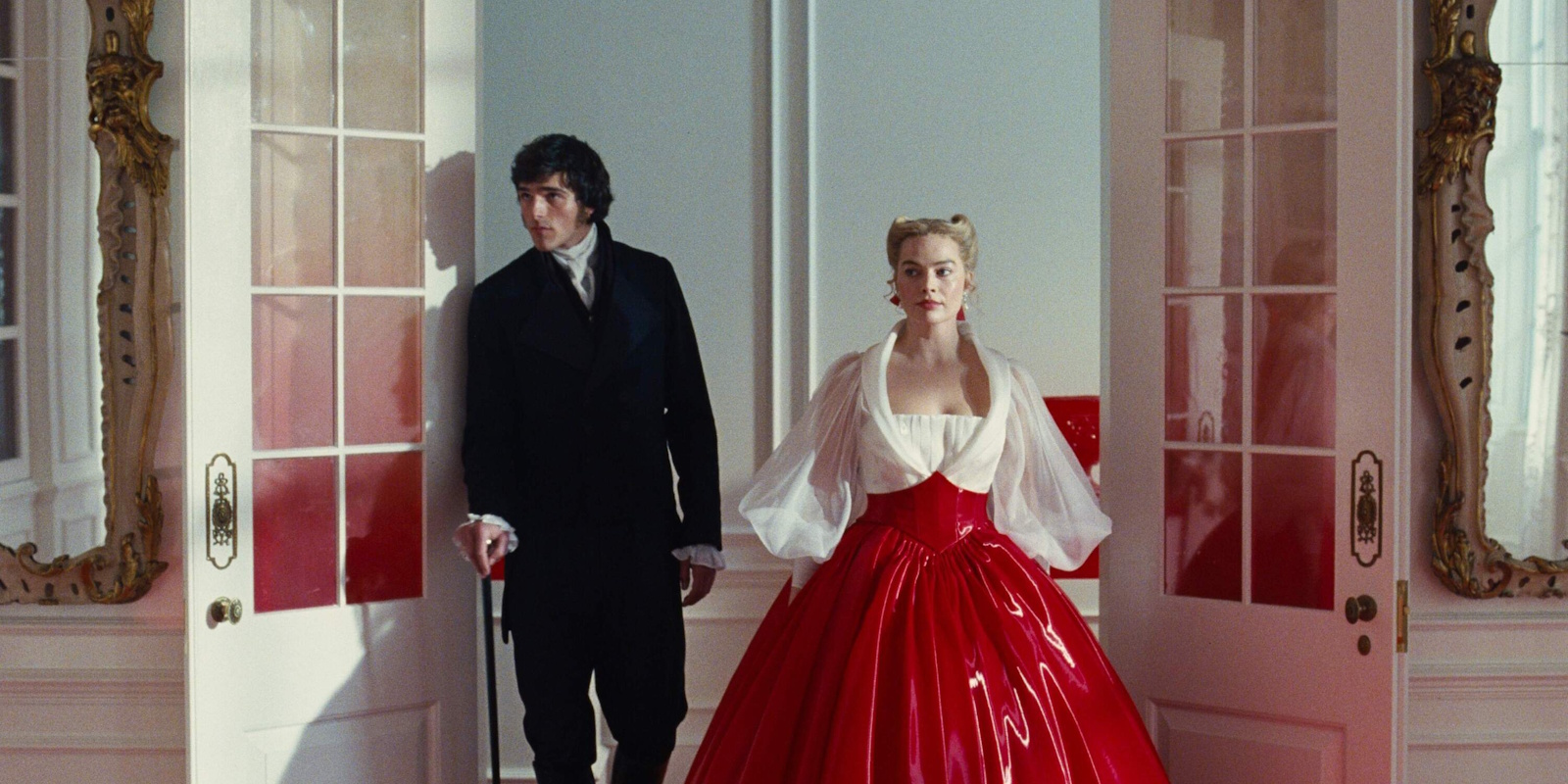 Кадр из фильма «Грозовой перевал» 2026 года