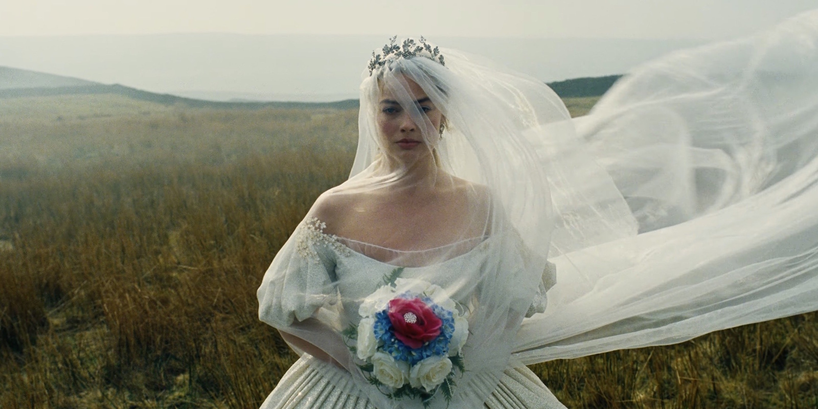 Кадр из фильма «Грозовой перевал» 2026 года