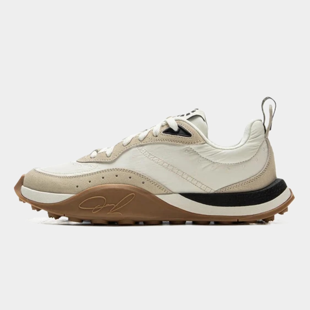 Кроссовки от Li-Ning