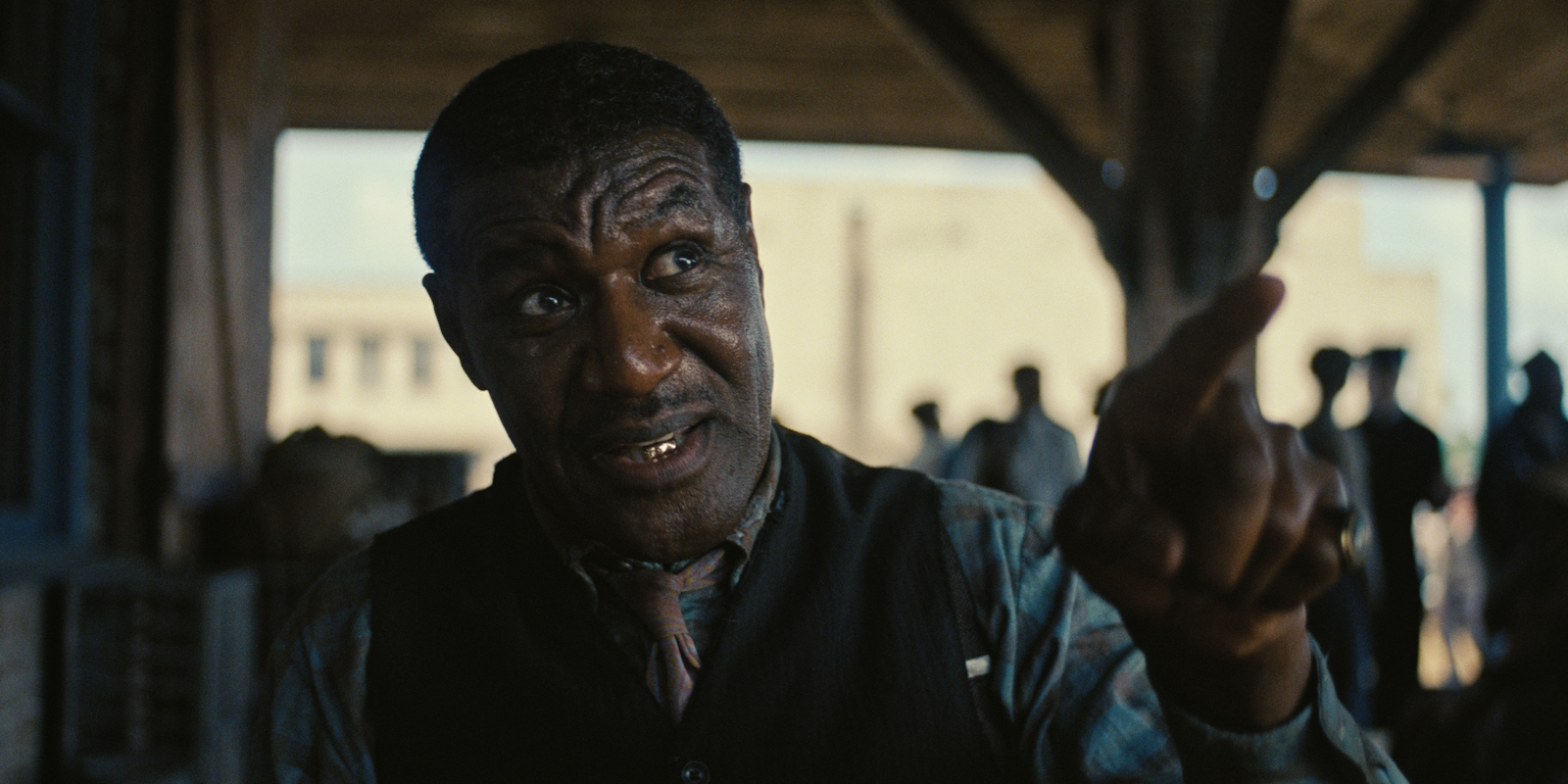 Кадр из фильма «Грешники» 2025 года