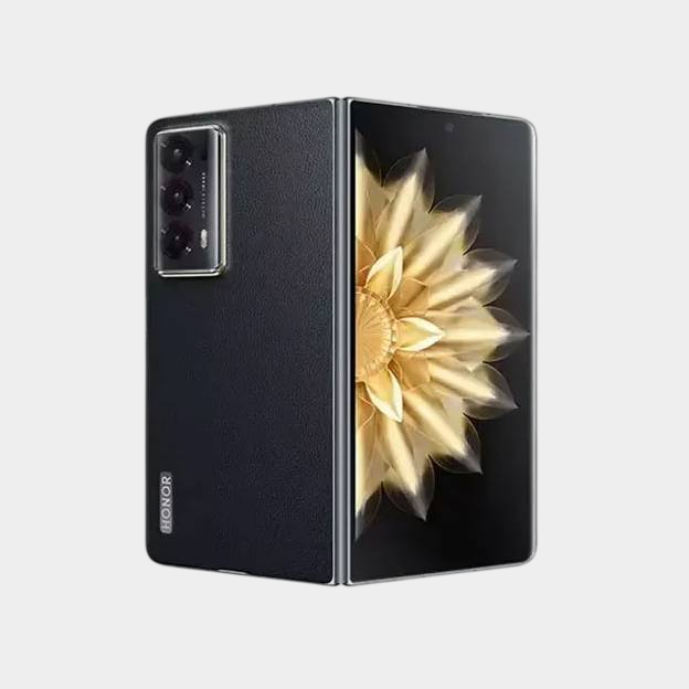 13. Смартфон Honor Magic V2