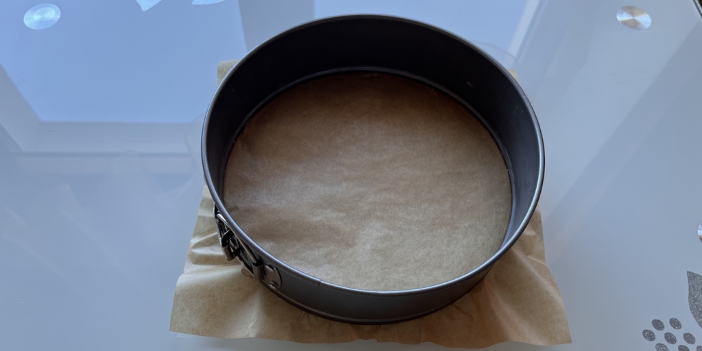 Торт «Трюфель» по ГОСТу, рецепт: Подготовьте форму