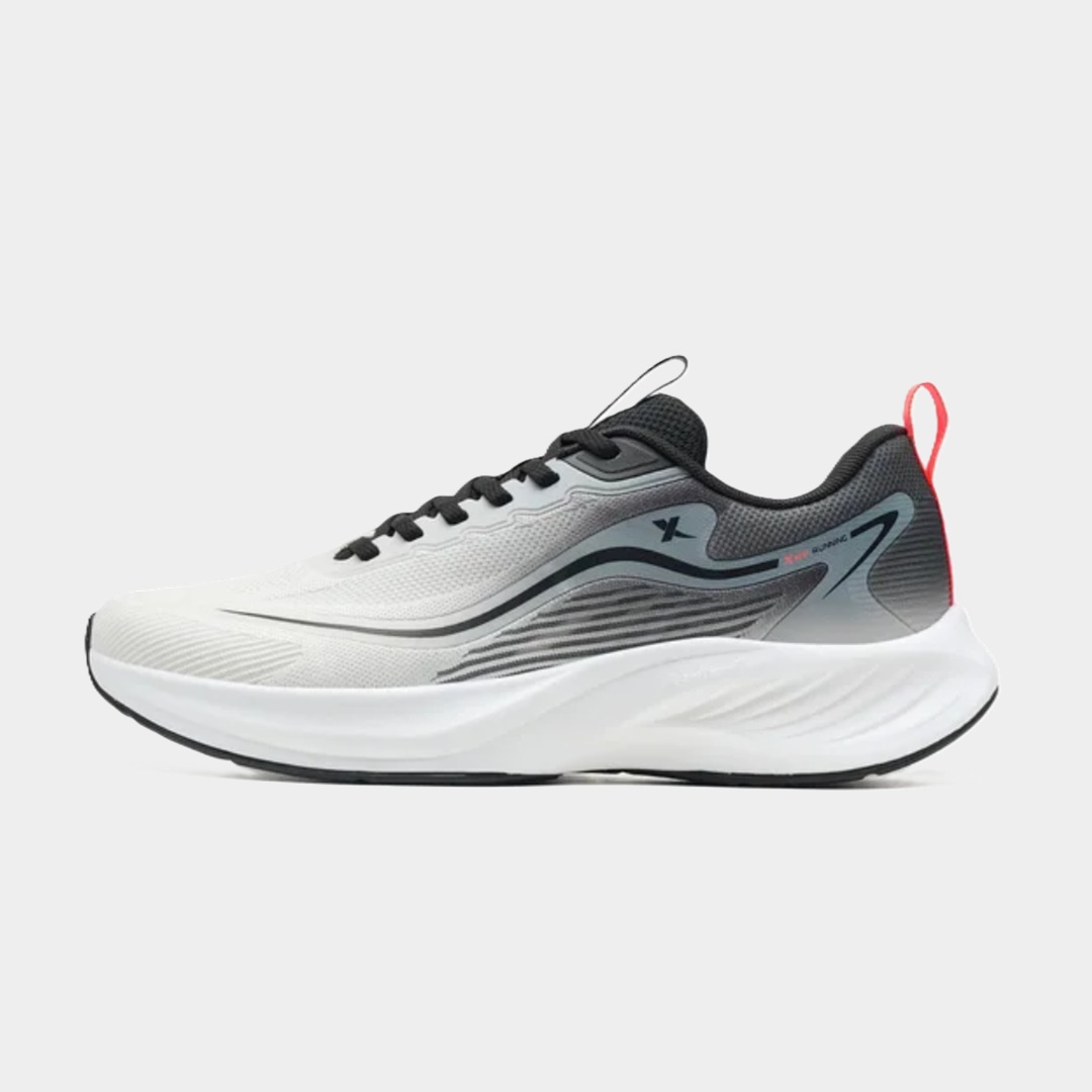 10. Кроссовки Xtep Cloud Wing ET