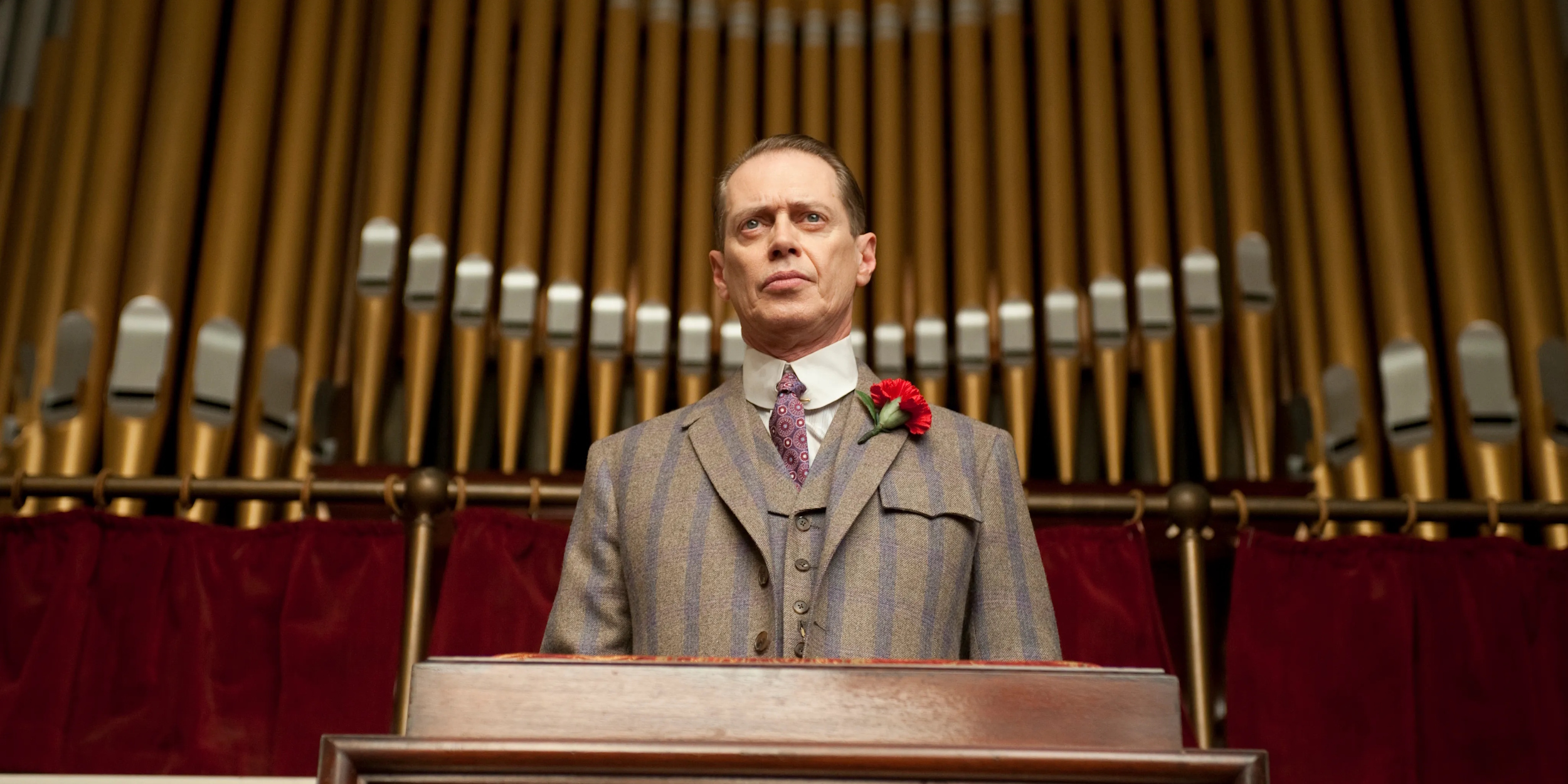 17 сериалов, которые понравятся поклонникам «Острых козырьков»