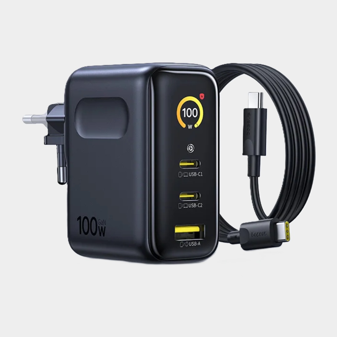 Зарядное устройство со складной вилкой, 3 447 вместо 8 491 рубля