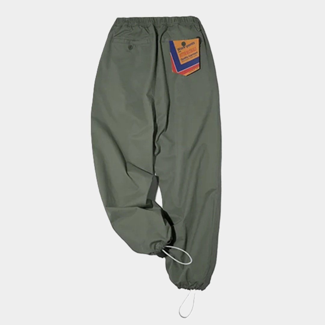 15. Брюки от Maden