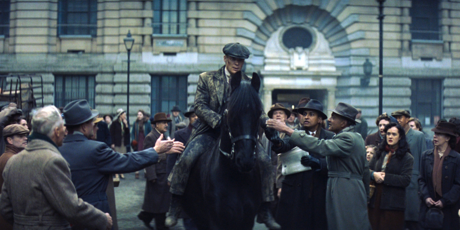 Отзыв на фильм «Острые козырьки: Бессмертный человек»