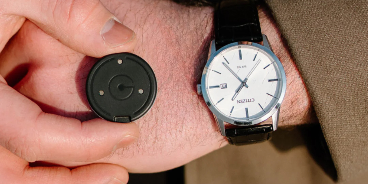 Представлено Heir — устройство размером с монету, которое превращает обычные часы в умные