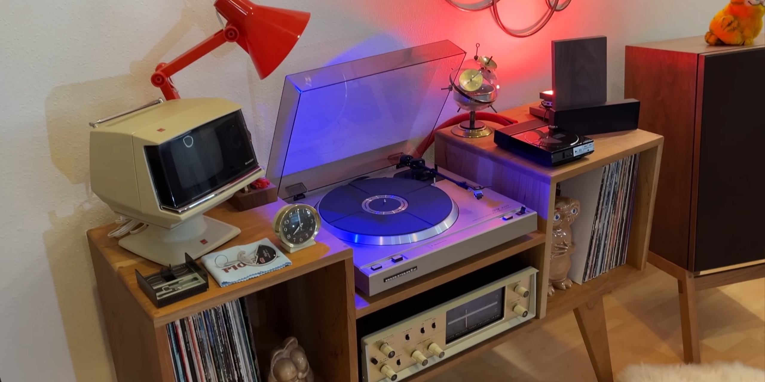 Какой стороной вставлять вилку в розетку Какой стороной вставлять вилку в розетку