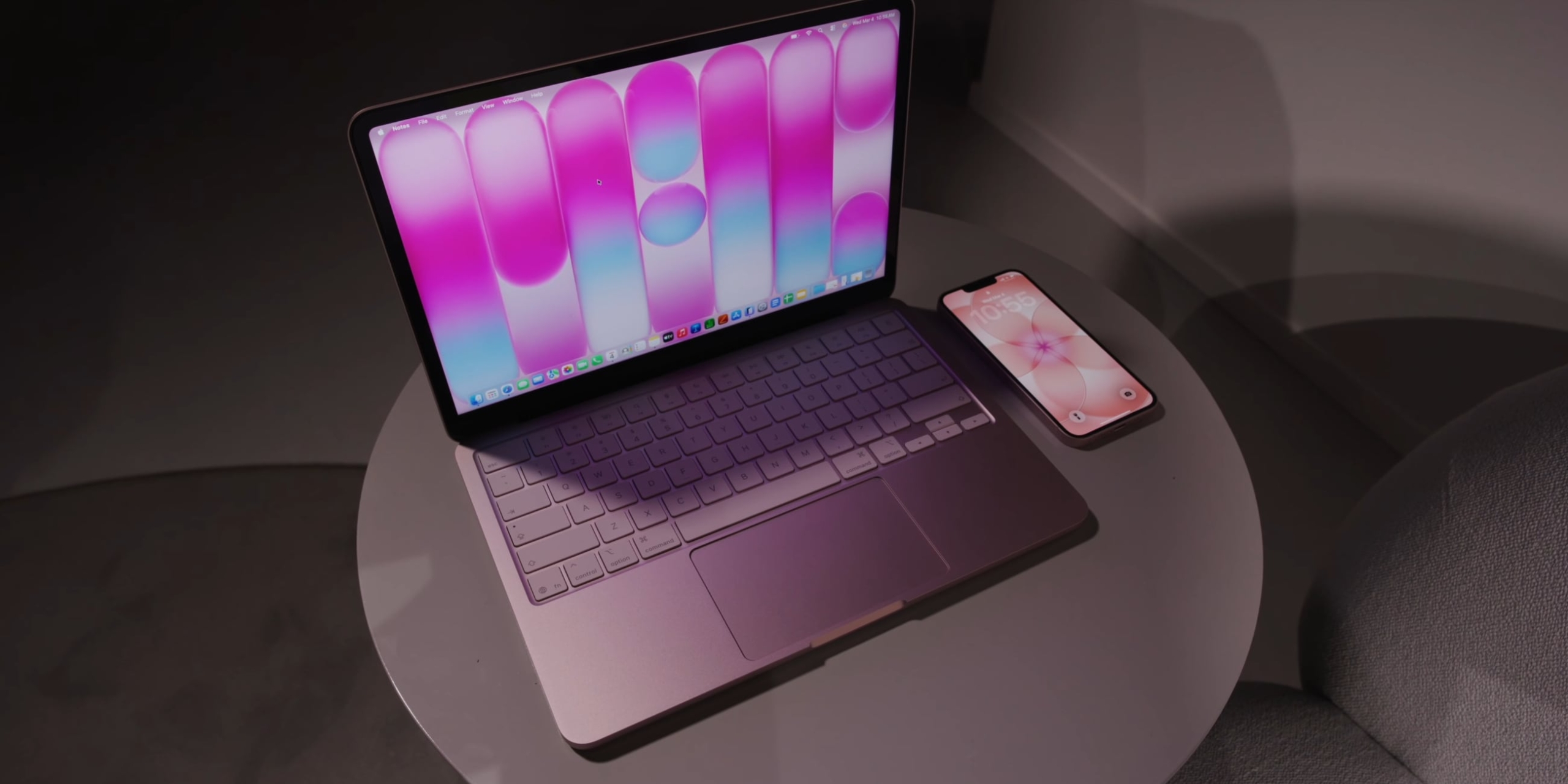 MacBook Neo: экран и клавиатура
