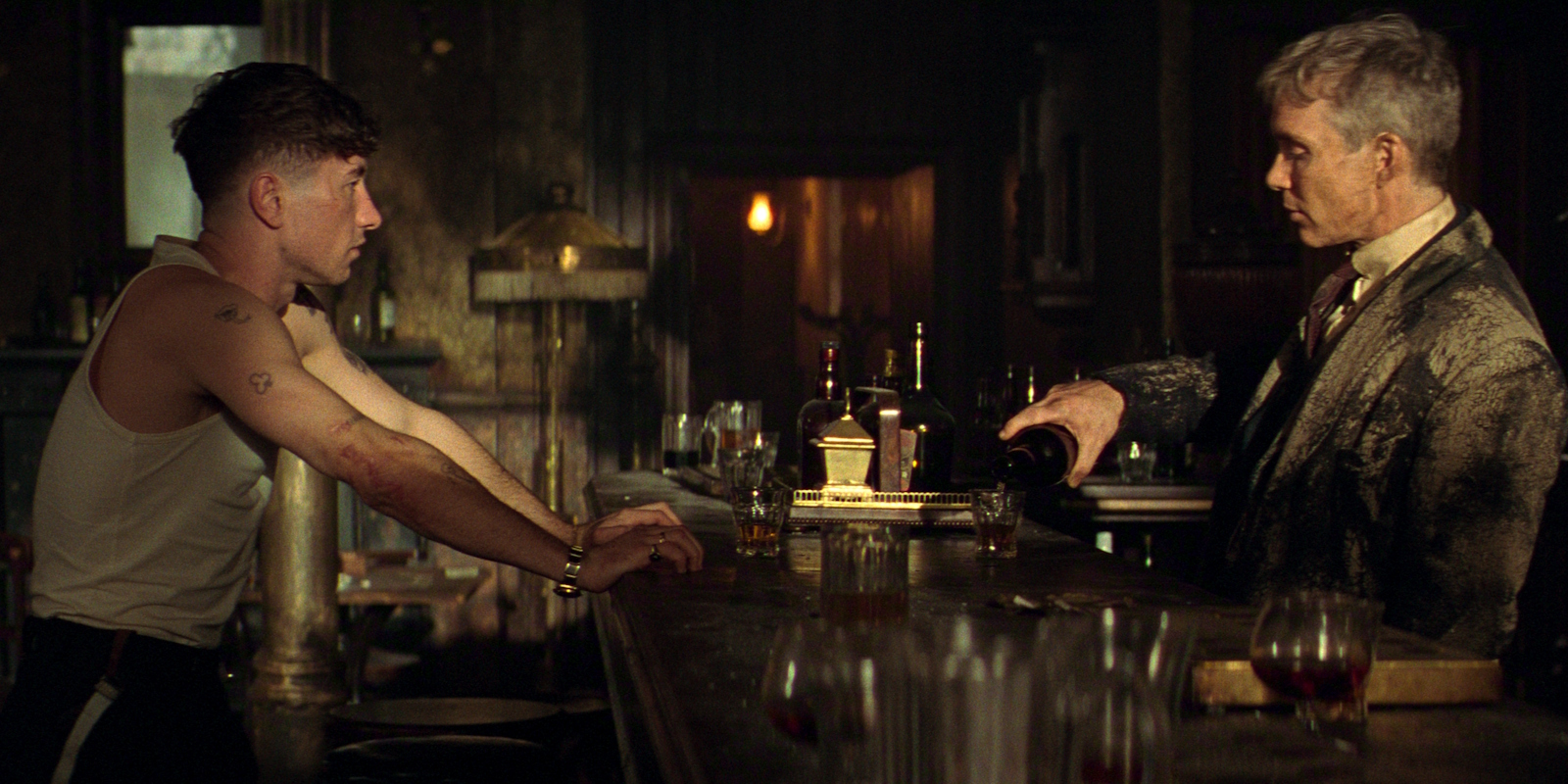 Кадр из фильма «Острые козырьки: Бессмертный человек» 2026 года