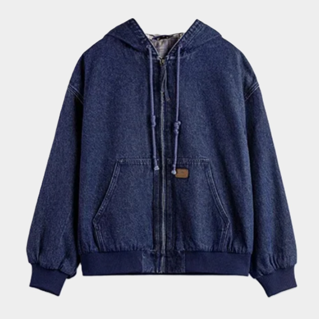 12. Джинсовая куртка с капюшоном 