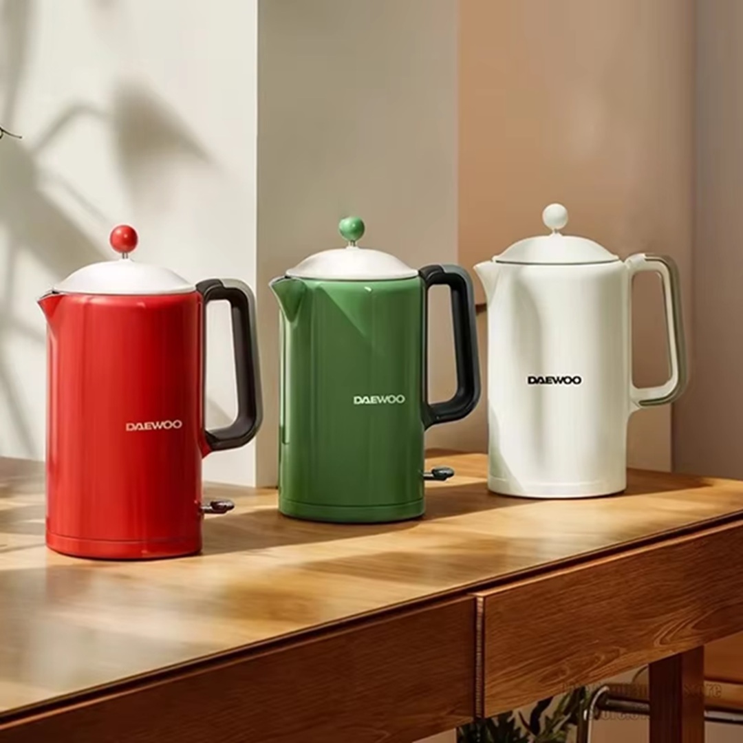 1. Электрочайник от Daewoo 
