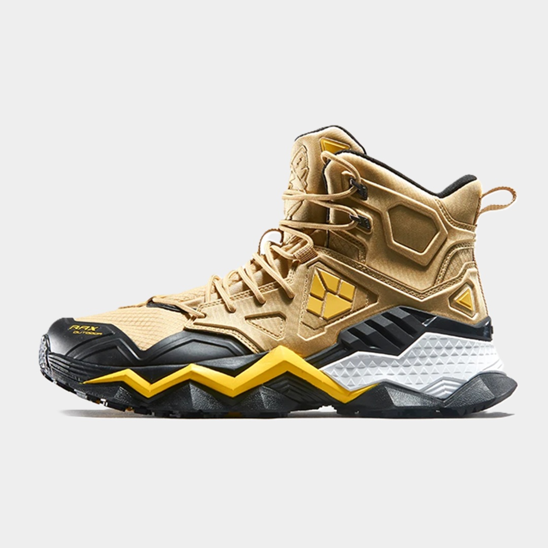 2. Высокие кроссовки от RAX 