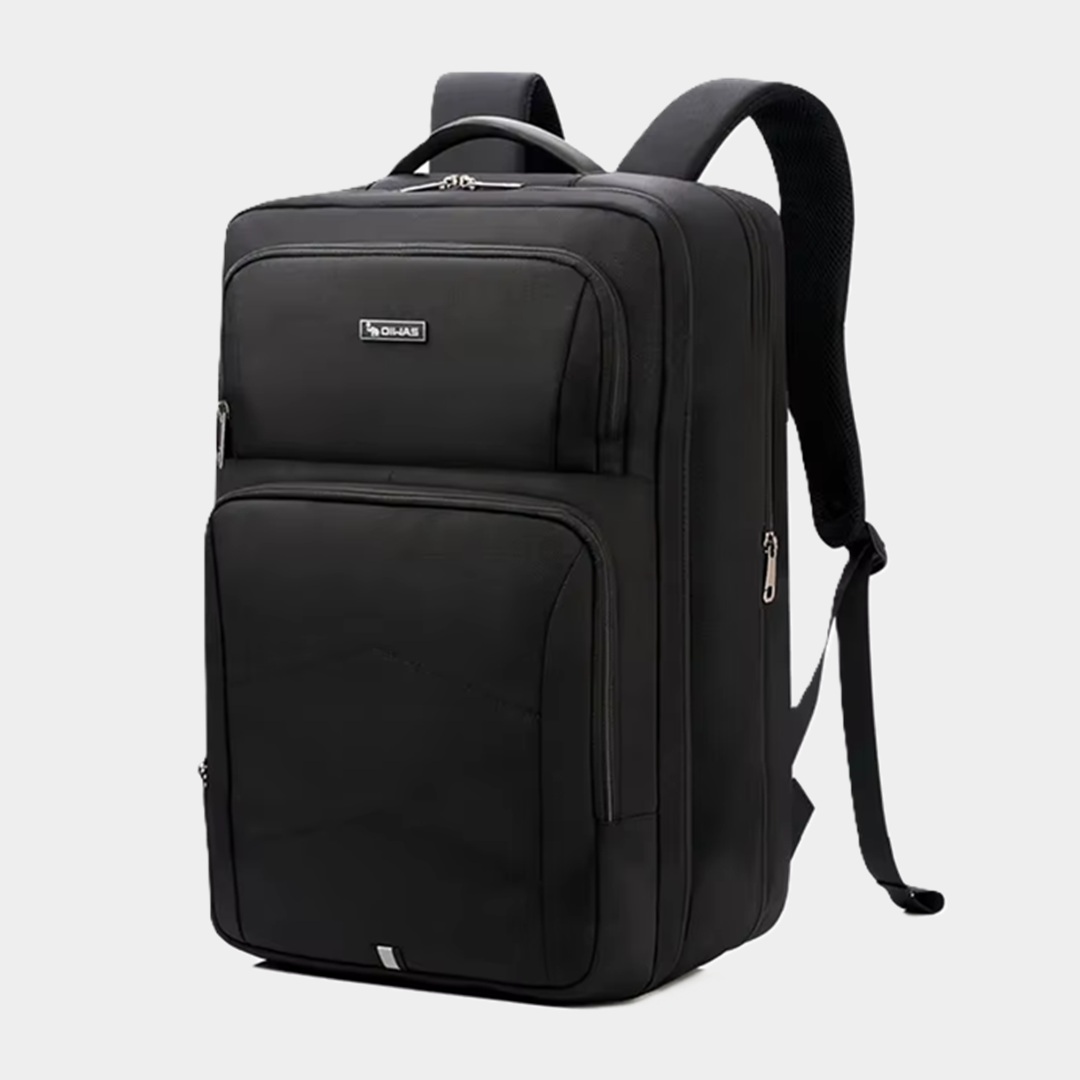 3. Рюкзак от Oiwas