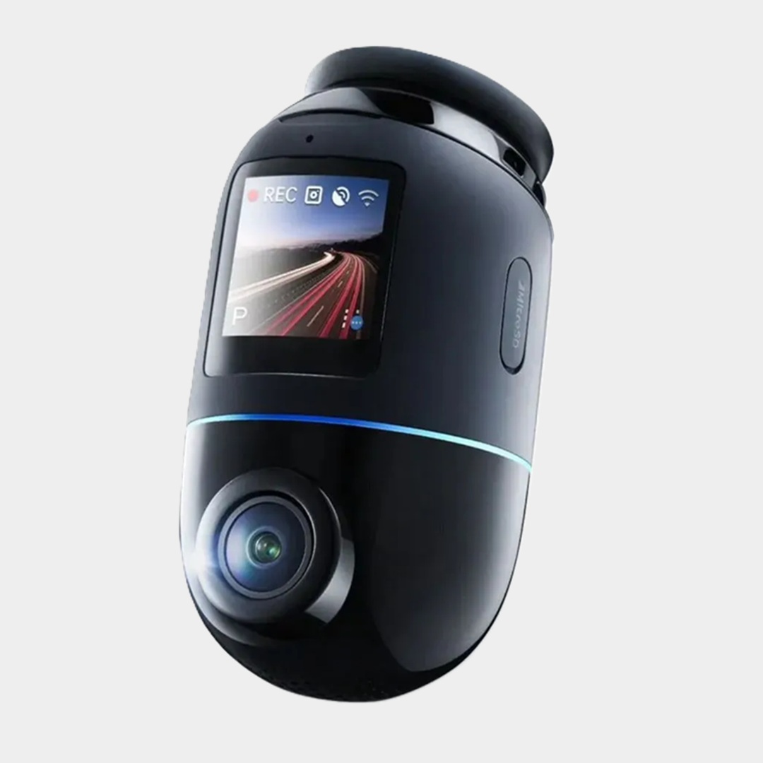 3. Видеорегистратор 70mai Omni X800 