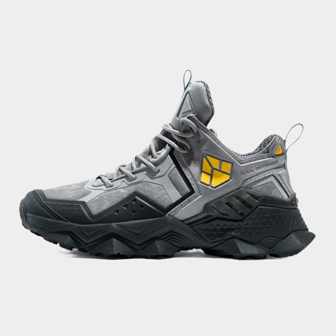 6. Низкие кроссовки от RAX 