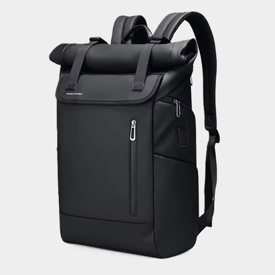 10. Рюкзак от Mark Ryden