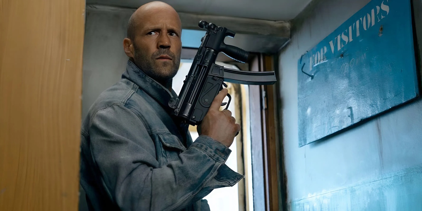 Вышел кровавый трейлер боевика «Мятеж» с Джейсоном Стэйтемом