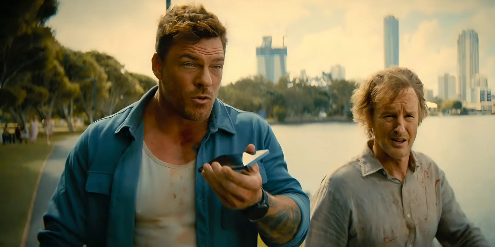 Экшен и погони: вышел тизер боевика «Курьер» с Аланом Ричсоном