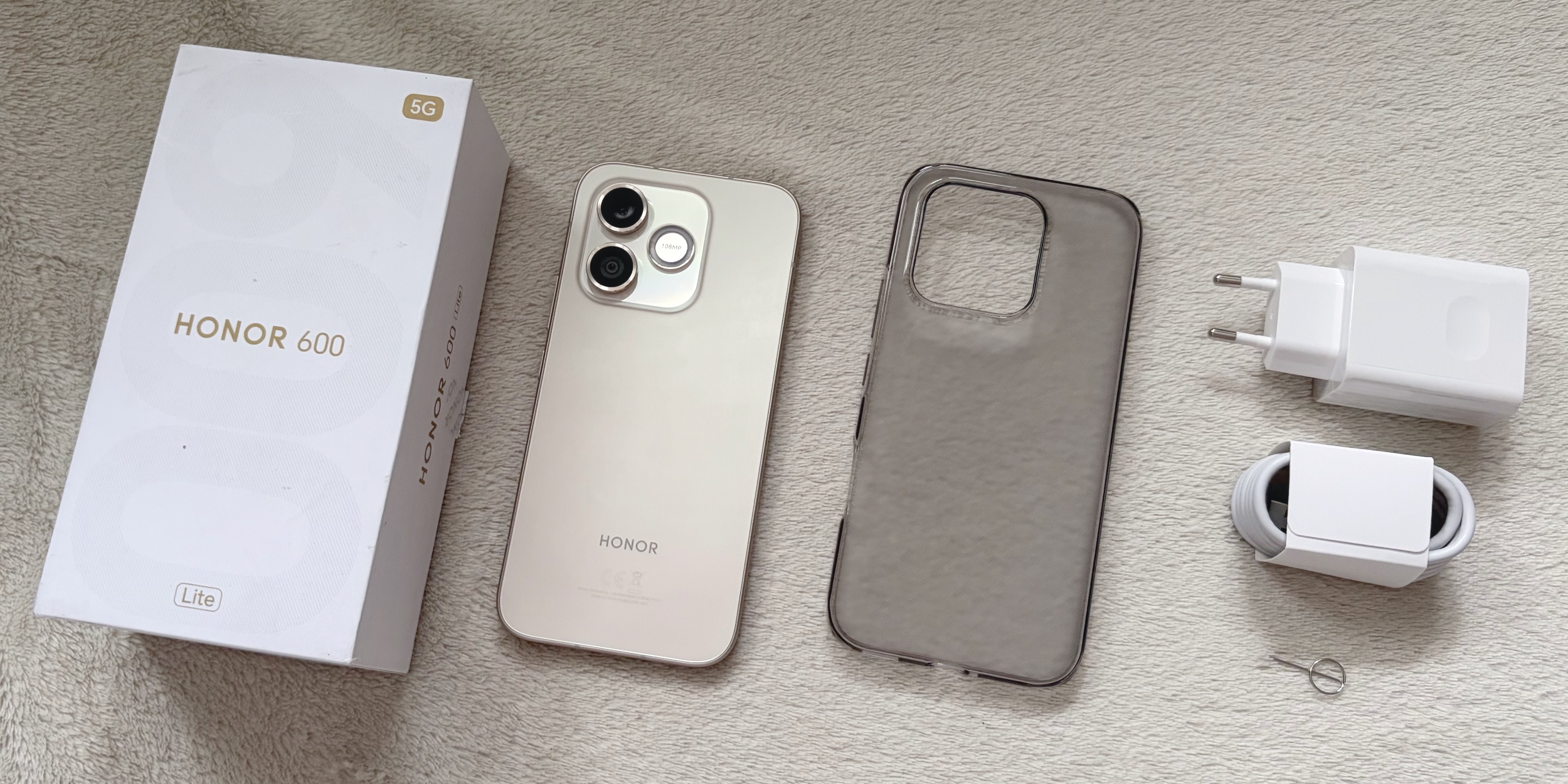 Комплект поставки Обзор Honor 600 Lite: комплект поставки