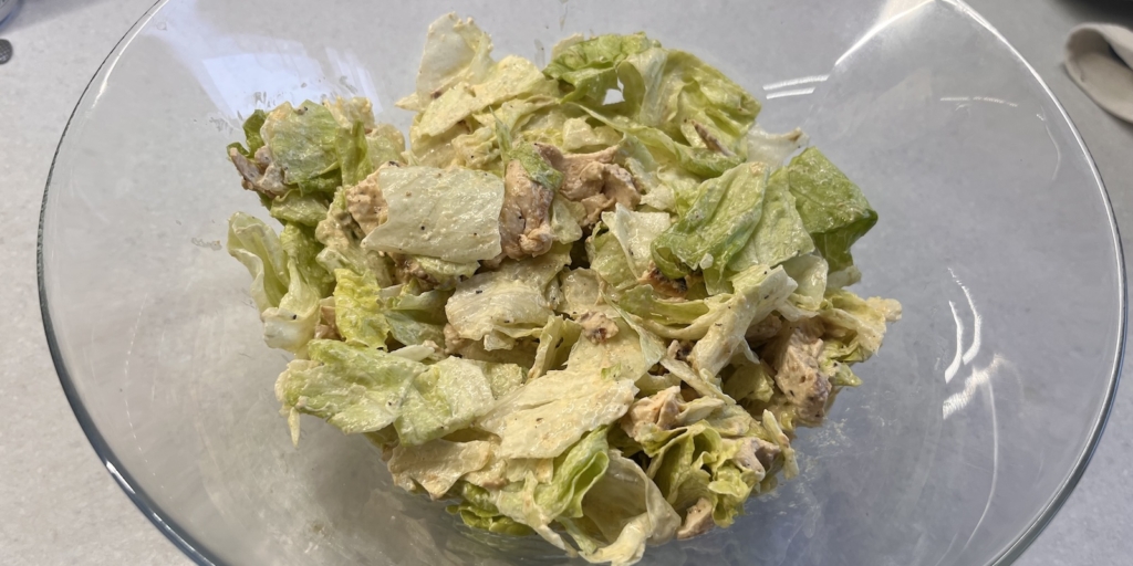 Блюда из курицы: как приготовить салат цезарь