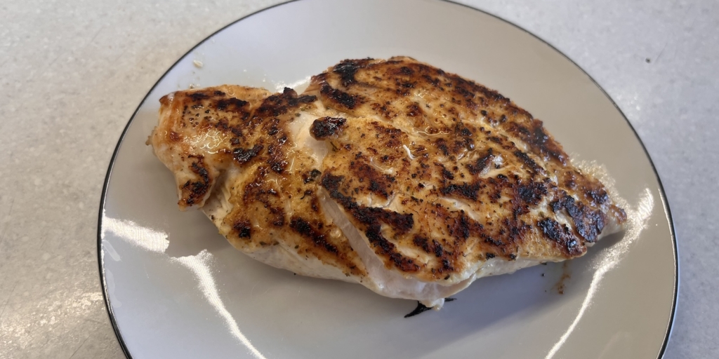 Блюда из курицы: как приготовить салат цезарь