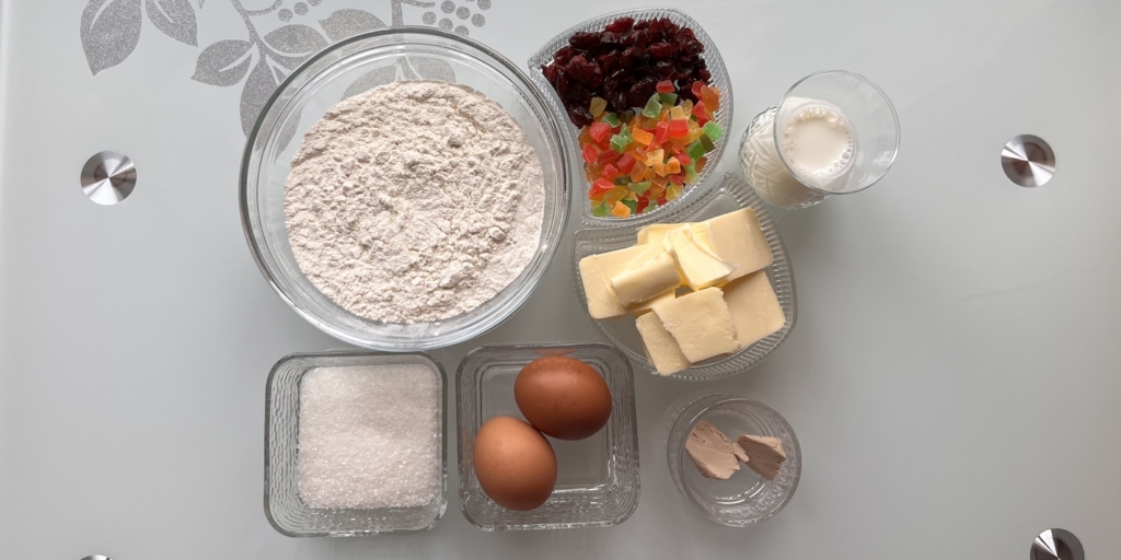 Влажный кулич с цукатами, пошаговый рецепт с фото: Подготовьте ингредиенты для теста