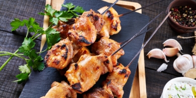 Сочный шашлык из курицы в аэрогриле